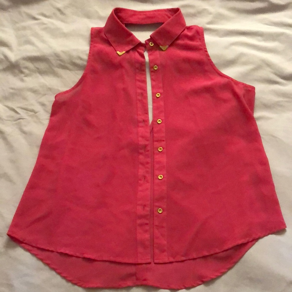 Streetwear society hot pink sleeveless top with a back opening